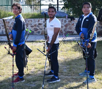 Más allá de la diana: el triunfo de tres arqueros que encontraron su blanco en la BUAP