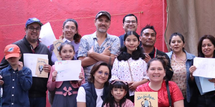 El pulpo que ayuda a las infancias y sus familias a reflexionar sobre los cuidados y el trabajo digno