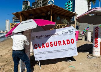Profepa clausura obras irregulares en playa de Mazatlán por realizarse sin autorización ambiental