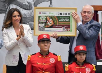 AGRICULTURA y Lotería Nacional celebran la Ley de Desarrollo Sustentable de la Cafeticultura con billete conmemorativo