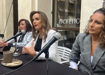 “MUJER, HAZ LO TUYO”