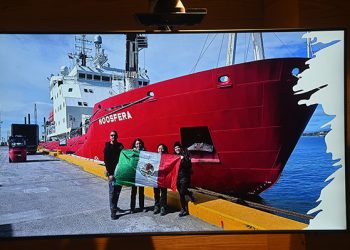 Expedición científica regresa del Polo Sur; analizará muestras de la Antártica