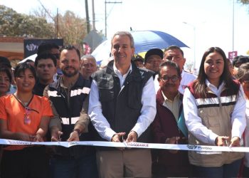 Entrega Pepe Chedraui obras viales en la Junta Auxiliar Ignacio Romero Vargas