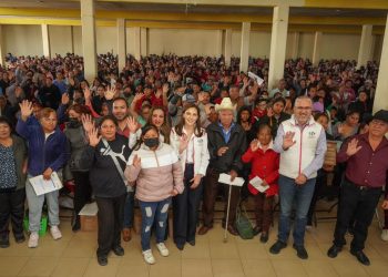 MariElise Budib brinda apoyos alimentarios a familias de San Francisco Totimehuacan