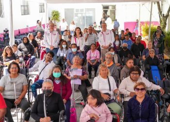 Fortalecen MariElise Budib y Pepe Chedraui la inclusión social con entrega de aparatos ortopédicos