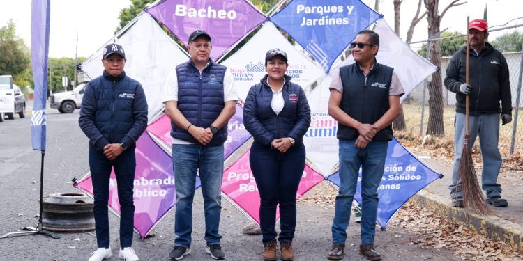 Mejora Lupita Cuautle imagen urbana en Delegación Atlixcáyotl