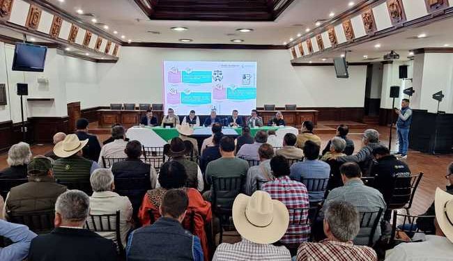 Conagua dialoga con productores de Coahuila sobre la Ley de Aguas Nacionales y retos del sector agrícola