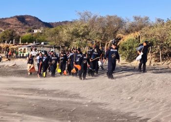 Semarnat realiza jornadas de limpieza de ríos y playas en cuatro estados del país