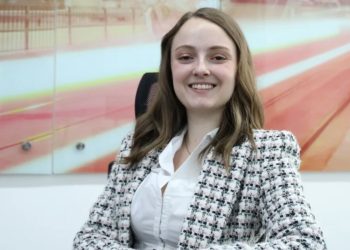 #8M: Egresada IBERO nominada a “Mujer Técnica del Año” por liderazgo energético