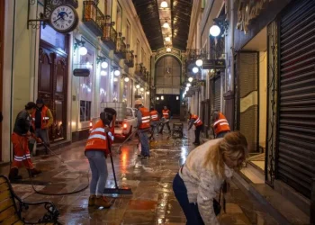 Gobierno de la Ciudad intensifica limpieza en Puebla por Semana Santa