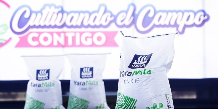 En San Andrés Cholula realizan segunda entrega de fertilizante a familias productoras