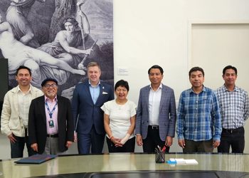 Reconoce vocero del CERN a la BUAP como pilar de la Física de Altas Energías