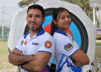 Destacan estudiantes BUAP en competencia internacional de tiro con arco