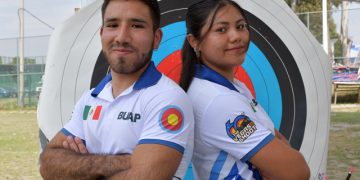 Destacan estudiantes BUAP en competencia internacional de tiro con arco