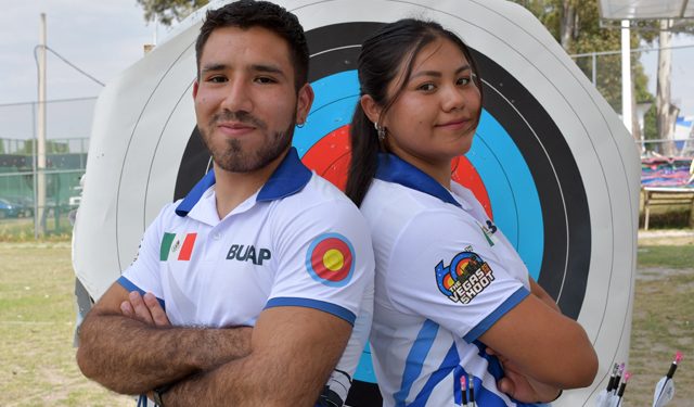 Destacan estudiantes BUAP en competencia internacional de tiro con arco