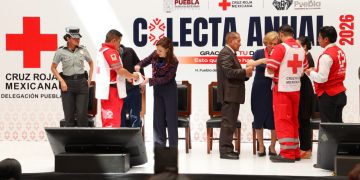 Preside Marie Elise Budib arranque de la colecta anual de la Cruz Roja Mexicana, delegación Puebla