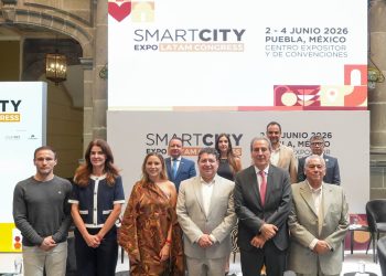 Entrega Alcalde créditos a emprendedoras y emprendedores para fortalecer la economía local