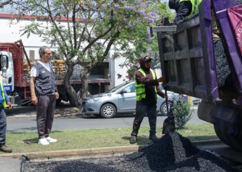 Refuerza Pepe Chedraui acciones de bacheo para mejorar seguridad vial en la capital
