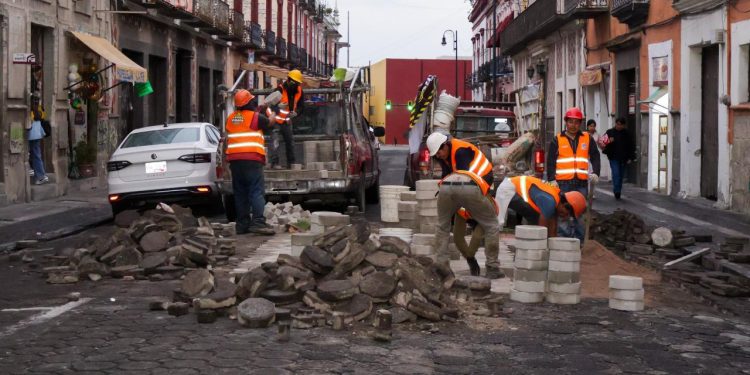 Realiza Gobierno de la Ciudad trabajos de bacheo en el Centro Histórico