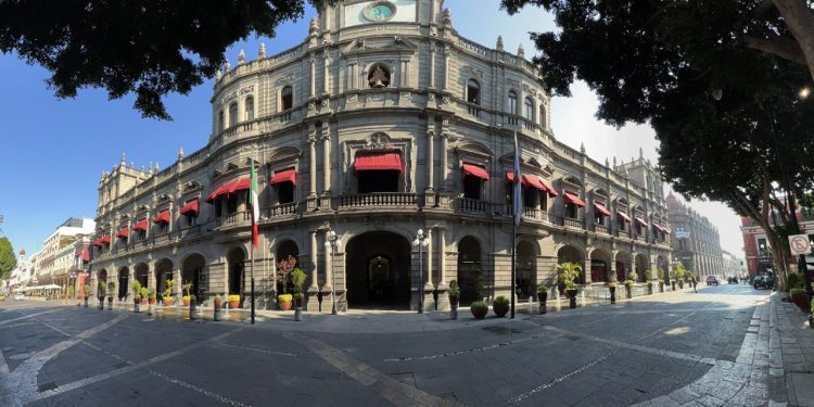 Intensifica Presidente Municipal vigilancia en el DGERI durante Feria de Puebla 2026