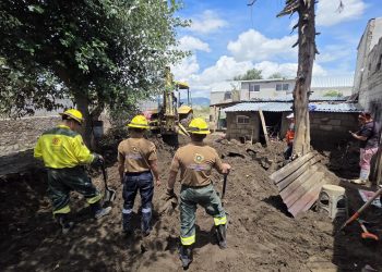 Protección Civil concluye limpieza de casas afectadas por inundación en Ciudad Serdán