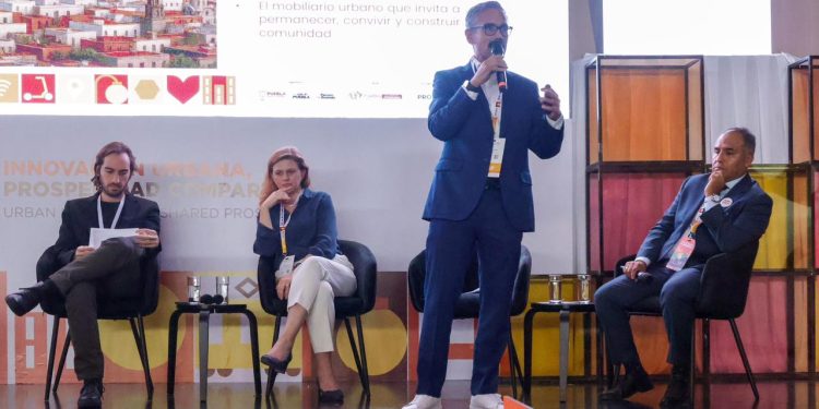 Presenta Gobierno de la Ciudad modelo innovador de servicios públicos en Smart City Expo LATAM Congress