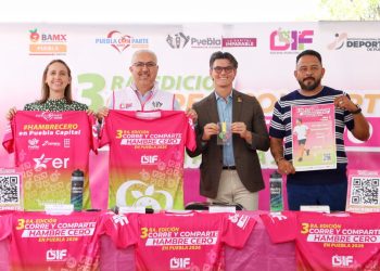 SMDIF presenta playera y medalla oficial de la Carrera “Corre y Comparte: Hambre Cero 2026”