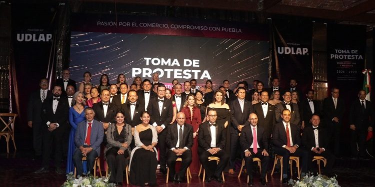 Héctor Landero Camacho asume la presidencia de la Cámara de Comercio, Servicios y Turismo de Puebla