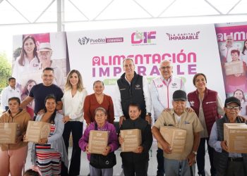 Pepe Chedraui entregó despensas del programa “Alimentación Imparable” en Agua Santa