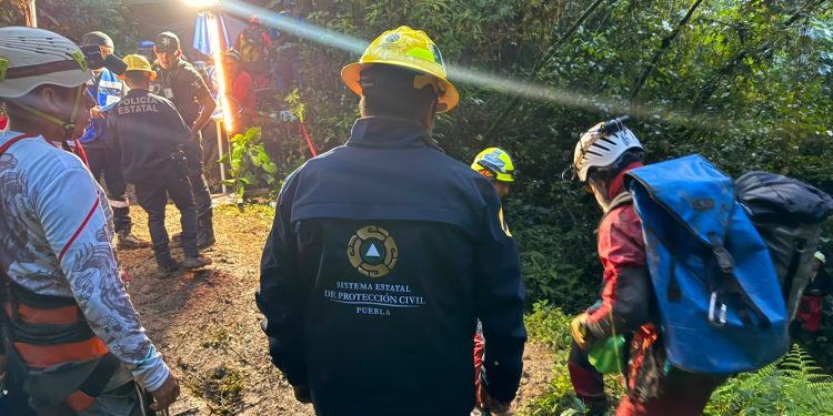 Localiza Protección Civil dos cuerpos en Grutas de Chichicazapa