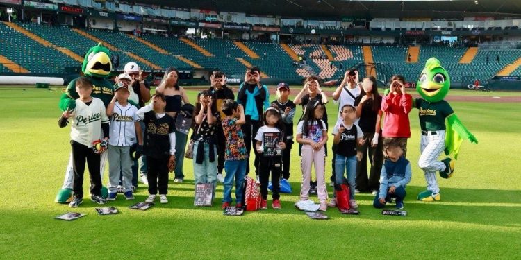 Realiza Gobierno de la Ciudad clínica deportiva con Pericos de Puebla