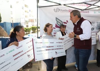 Presidente Municipal entrega apoyos de “Tu Crédito Imparable” en Infonavit San Pedro