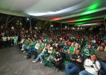 Más de 100 mil personas disfrutaron de las actividades en el Zócalo con “El Fútbol Se Vive Aquí”