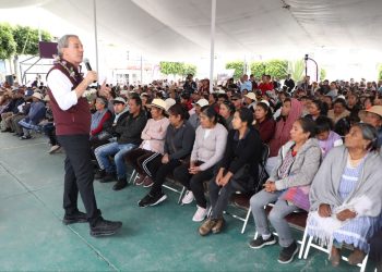 Garantiza Pepe Chedraui acceso a servicios y apoyos a familias de Canoa