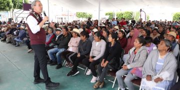Garantiza Pepe Chedraui acceso a servicios y apoyos a familias de Canoa