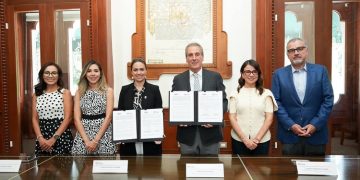 Puebla Capital fortalece acciones de prevención, protección y atención especializada para mujeres con ANTHUS A.C.