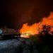 Gobierno del Estado combate incendio en Acatlán de Osorio
