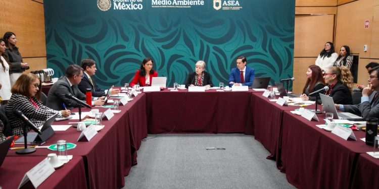 Semarnat y ASEA fortalecerán vigilancia ambiental del sector hidrocarburos