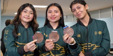 Ganan alumnas BUAP medalla de bronce en tenis de mesa