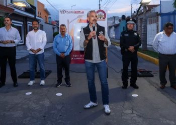 Con Puebla Brilla, Gobierno Municipal moderniza al 100 por ciento alumbrado público en Galaxia Bosques de Amalucan