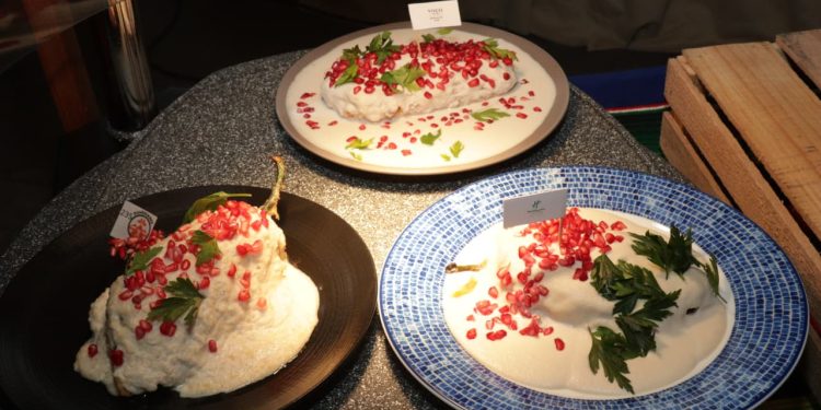 Puebla fortalece su oferta turística y gastronómica con la presentación de Chile en Nogada