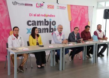 Recibe DIF Puebla Capital donativo por más de 600 mil pesos por la campaña «Di sí al redondeo, cambio por cambio» de Oxxo