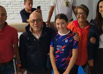 «MAS GIMNASIA» despidió a una brillante alumna y gimnasta, Sophie Hollmann Macip