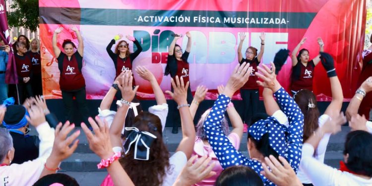 Realiza Gobierno de la Ciudad Activación Física Musicalizada por el Mes de las Personas Adultas Mayores