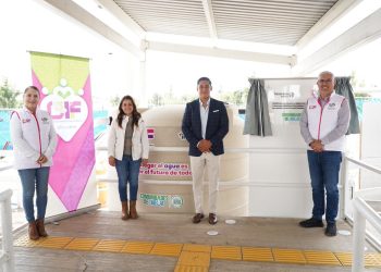 Recibe DIF Puebla Capital segundo captador pluvial para el CMERI