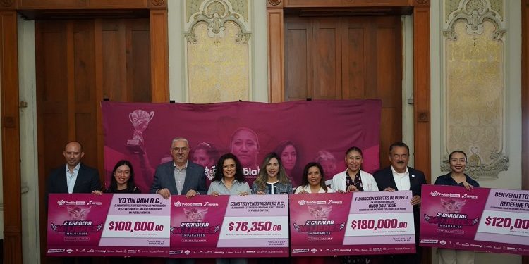 Entrega Gobierno Municipal donativos de la 2da. Carrera Mujeres Imparables en favor de las poblanas