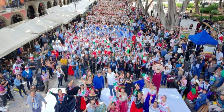 Fomenta Pepe Chedraui la activación física con jornada alusiva a las fiestas patrias