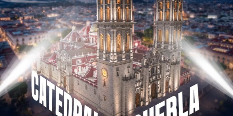 Invita Alcalde al encendido de la iluminación arquitectónica de la Catedral de Puebla