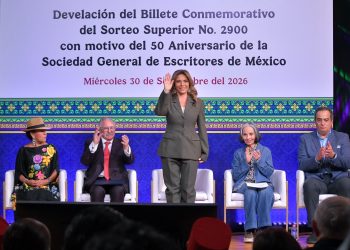 Sociedad de Escritores de México es reconocida con billete de Lotería Nacional por 50 aniversario
