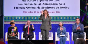 Sociedad de Escritores de México es reconocida con billete de Lotería Nacional por 50 aniversario